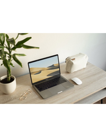 Travel Line Peak Design Tech Pouch Bone v2