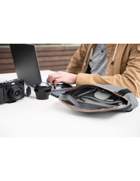 Peak Design Field Pouch Charcoal v2 - Grafitowy, z paskiem