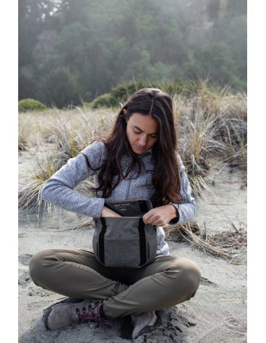 Peak Design Field Pouch v2 Charcoal