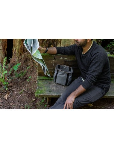 Peak Design Field Pouch v2 Charcoal
