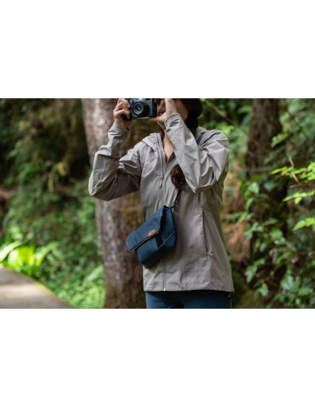 Peak Design Field Pouch Midnight v2 - Niebieski, z paskiem