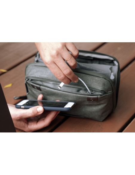 Travel Line Peak Design Tech Pouch Sage v2